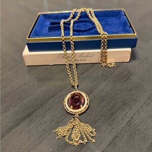 Avon Elegant Gold and Purple Pendant Necklace